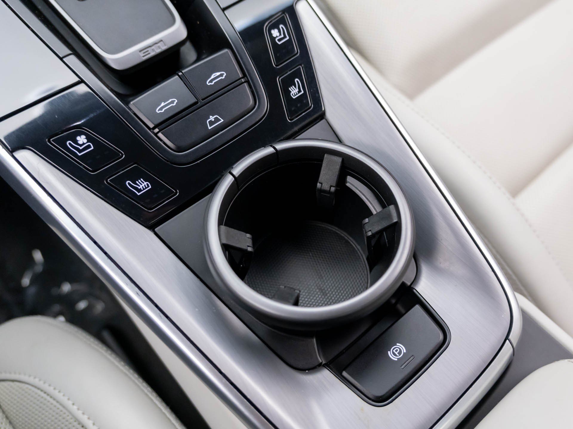Certified 2020 Porsche 911 Carrera 4S AWD/4WD image 18