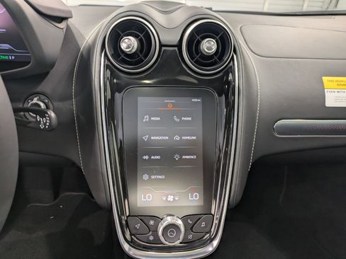 New 2025 McLaren GTS image 13