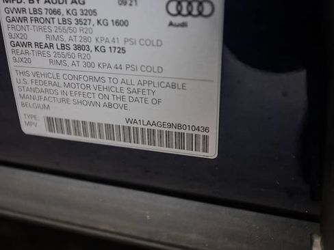 Used 2022 Audi e-tron Premium Plus AWD/4WD image 91