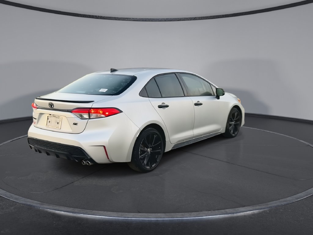 Used 2021 Toyota Corolla SE FWD image 8