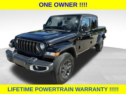 Used 2024 Jeep Gladiator Sport