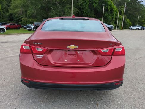 Used 2016 Chevrolet Malibu LT w/ Leather Package FWD image 5