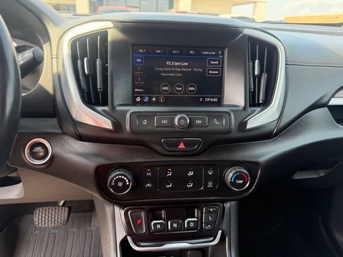 Used 2020 GMC Terrain SLE FWD image 31