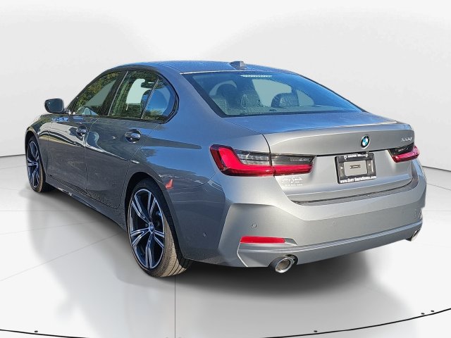 Used 2023 BMW 330i Sedan w/ Premium Package RWD image 5