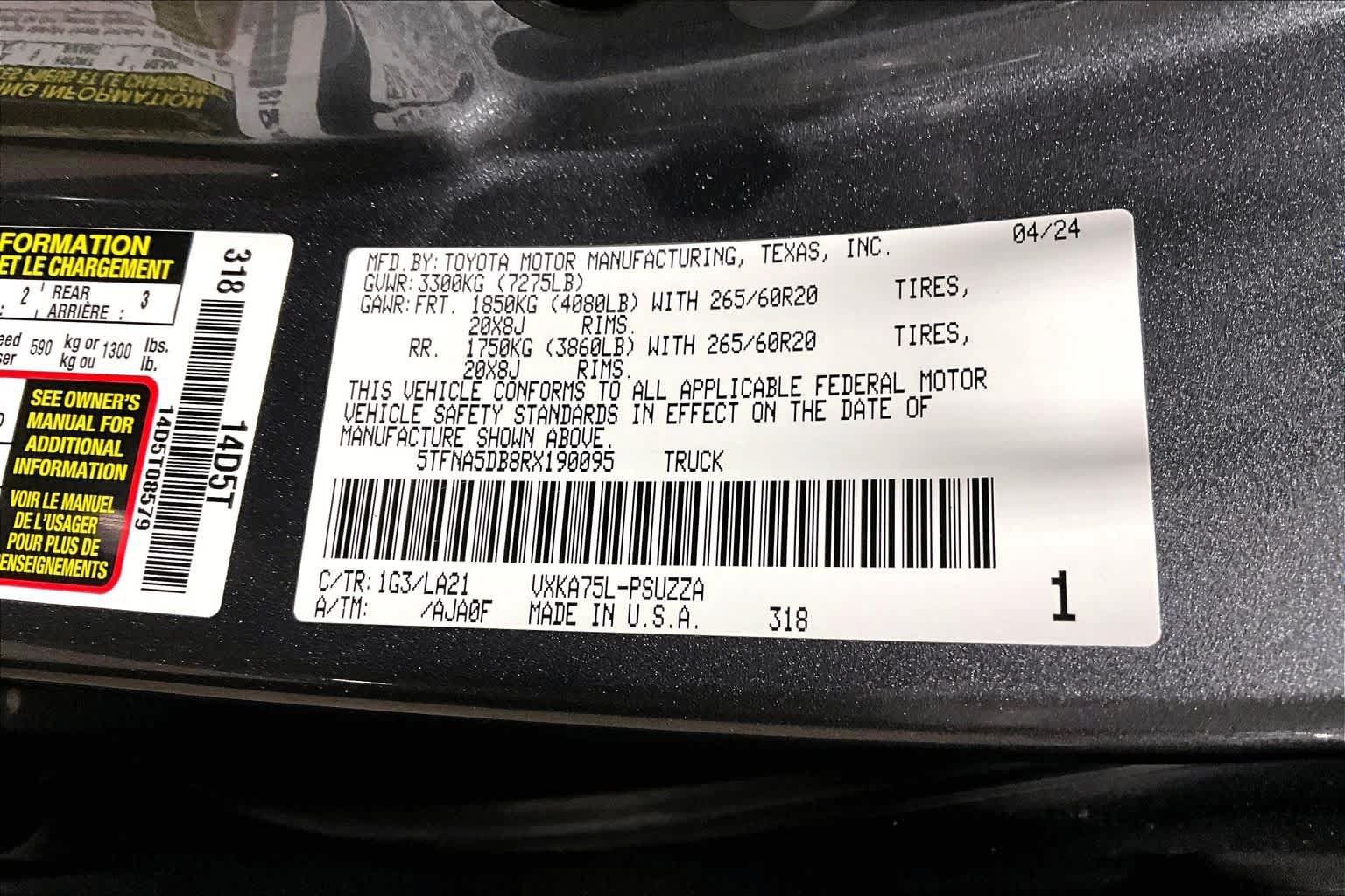 Used 2024 Toyota Tundra Platinum AWD/4WD image 33