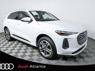 Used 2025 Audi Q5 Premium w/ Convenience Package video 1