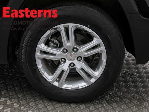 Used 2022 GMC Terrain SLE image 33