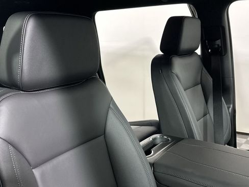 New 2026 Chevrolet Suburban LT w/ Comfort Package image 28