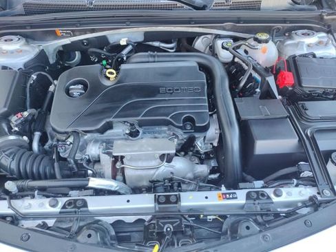 Used 2018 Chevrolet Malibu LS image 23