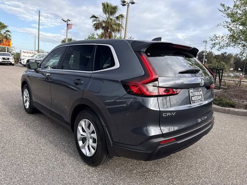 Used 2025 Honda CR-V LX image 6