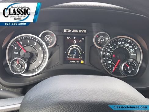 Used 2024 RAM 2500 Tradesman w/ Chrome Appearance Group AWD/4WD image 17