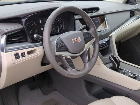 Certified 2023 Cadillac XT5 Premium Luxury image 2