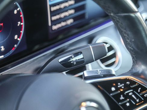 Used 2022 Mercedes-Benz E 350 Sedan image 18