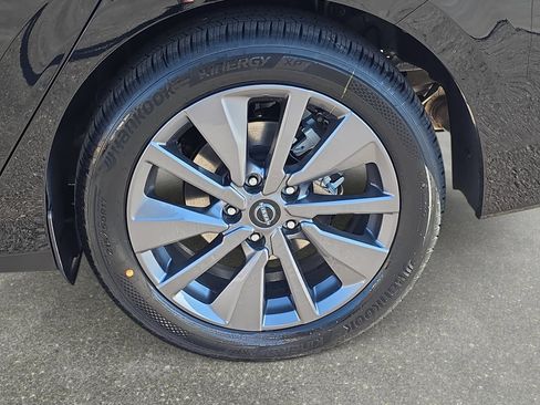 New 2026 Nissan Sentra SL w/ Floor Mat Package FWD image 30