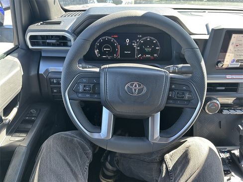 New 2025 Toyota Tacoma TRD Off-Road image 17