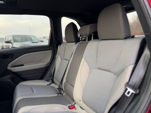 Used 2025 Subaru Forester Premium image 5