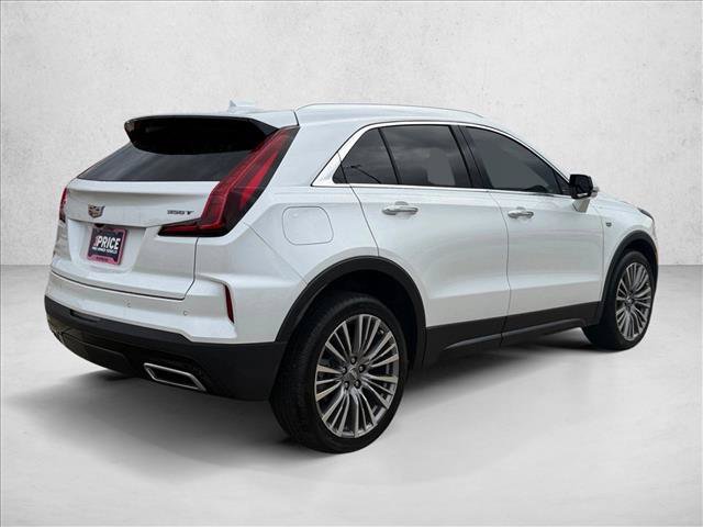 Used 2024 Cadillac XT4 Premium Luxury FWD image 5