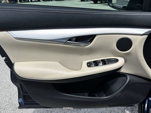 Used 2020 INFINITI QX50 Luxe w/ Navigation Package FWD image 23