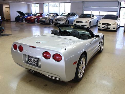 Used 2002 Chevrolet Corvette Convertible w/ Preferred Equipment Group1 image 20