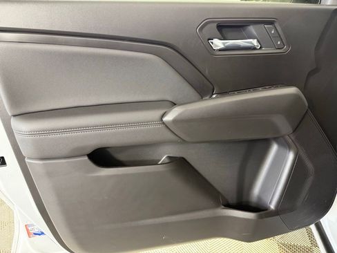 New 2025 GMC Canyon Elevation w/ Convenience Package image 10