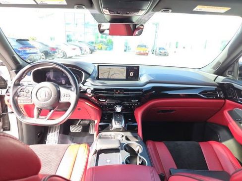 Used 2022 Acura MDX A-Spec image 29