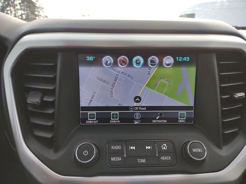 Used 2019 GMC Acadia SLT image 25