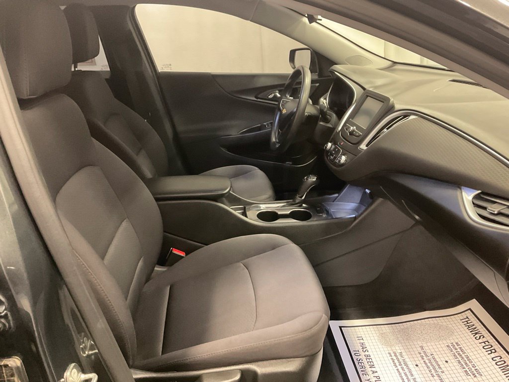 Used 2018 Chevrolet Malibu LS w/ LPO, Convenience Package 2 FWD image 24
