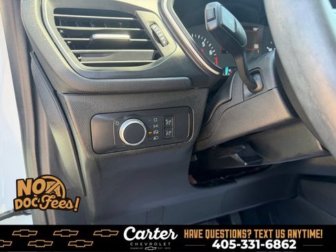 Used 2022 Ford Escape SE FWD image 18