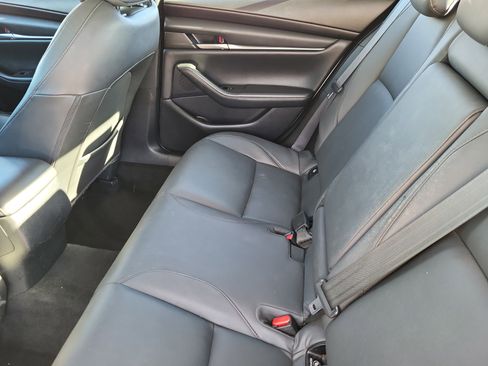 Used 2023 MAZDA MAZDA3 s image 9
