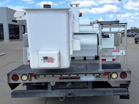 Used 2012 Ford F550 2WD Regular Cab Super Duty w/ PWR Equipment Group image 7