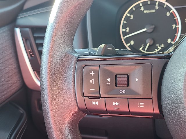 Certified 2023 Nissan Rogue SV AWD/4WD image 18