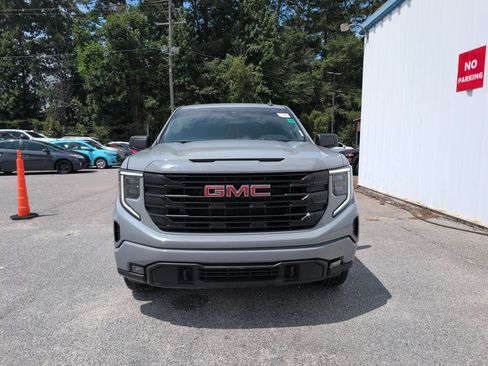 Used 2024 GMC Sierra 1500 Elevation w/ LPO, Elevation Black Package AWD/4WD image 3