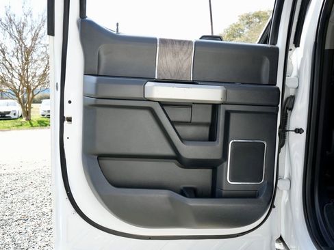 Used 2018 Ford F250 Lariat w/ Lariat Value Package image 26