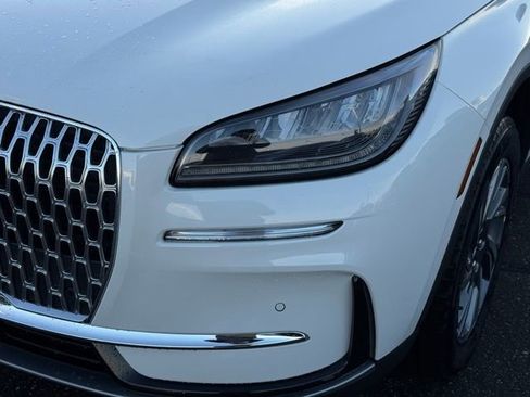 New 2026 Lincoln Corsair Premiere image 2