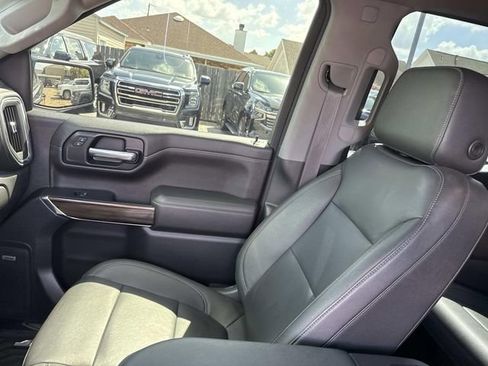 Used 2021 Chevrolet Silverado 1500 LT Trail Boss w/ Convenience Package II image 21