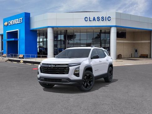 New 2027 Chevrolet Equinox LT w/ Convenience Package II FWD image 8