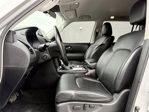 Used 2021 Nissan Armada SV AWD/4WD image 14