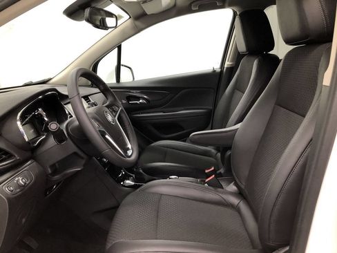 Used 2020 Buick Encore Preferred FWD image 11