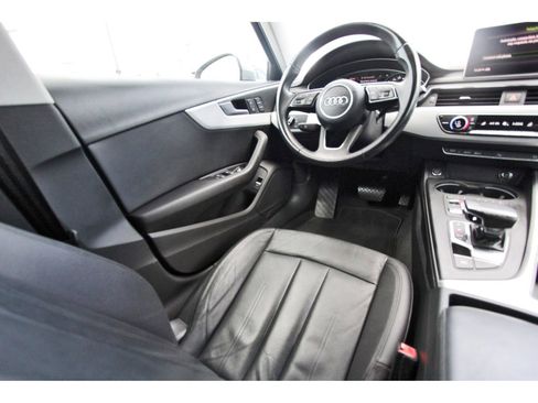 Used 2017 Audi A4 2.0T Premium image 11