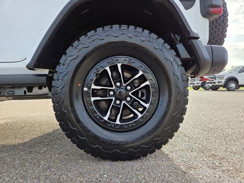 New 2026 Jeep Wrangler Unlimited Rubicon image 9