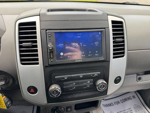 Used 2015 Nissan Frontier S AWD/4WD image 20