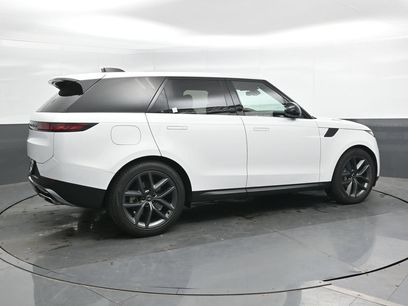 Used 2024 Land Rover Range Rover Sport SE