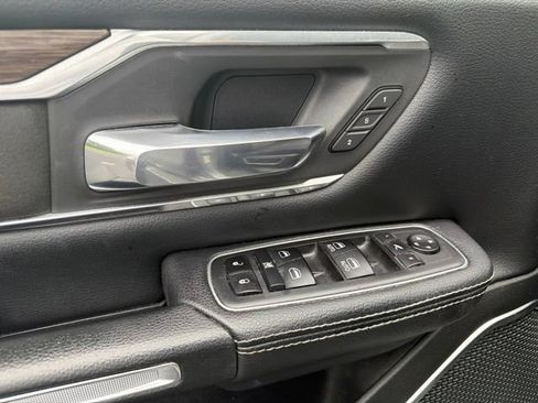 Used 2020 RAM 1500 Laramie AWD/4WD image 9