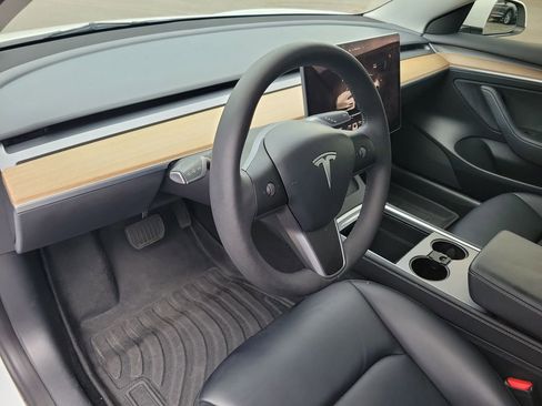 Used 2023 Tesla Model 3 Standard Range RWD image 17