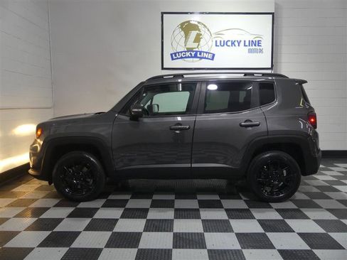 Used 2020 Jeep Renegade Altitude AWD/4WD image 7