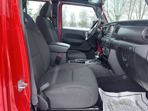 Used 2023 Jeep Gladiator Sport image 23