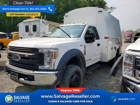 Used 2019 Ford F550 2WD Regular Cab Super Duty image 1