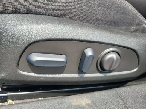 Used 2025 Chevrolet Malibu LT FWD image 19