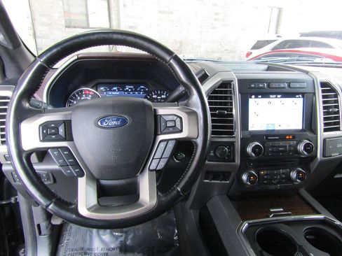 Used 2017 Ford F250 Platinum w/ FX4 Off-Road Package AWD/4WD image 16
