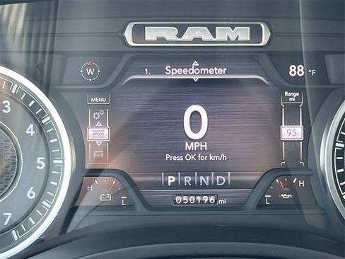 Used 2024 RAM 1500 Laramie image 24